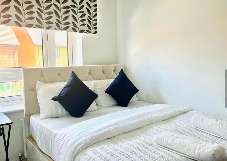 Ashford Retreat - Luxury Home With Double Parking 외부 사진