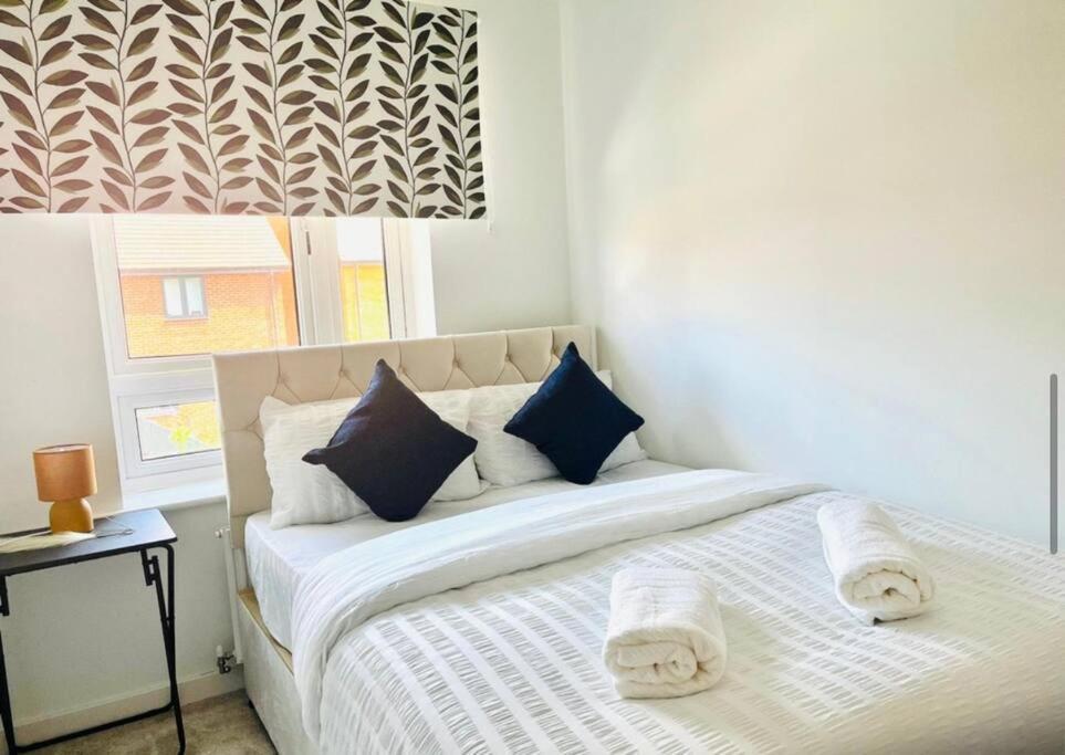 Ashford Retreat - Luxury Home With Double Parking 외부 사진